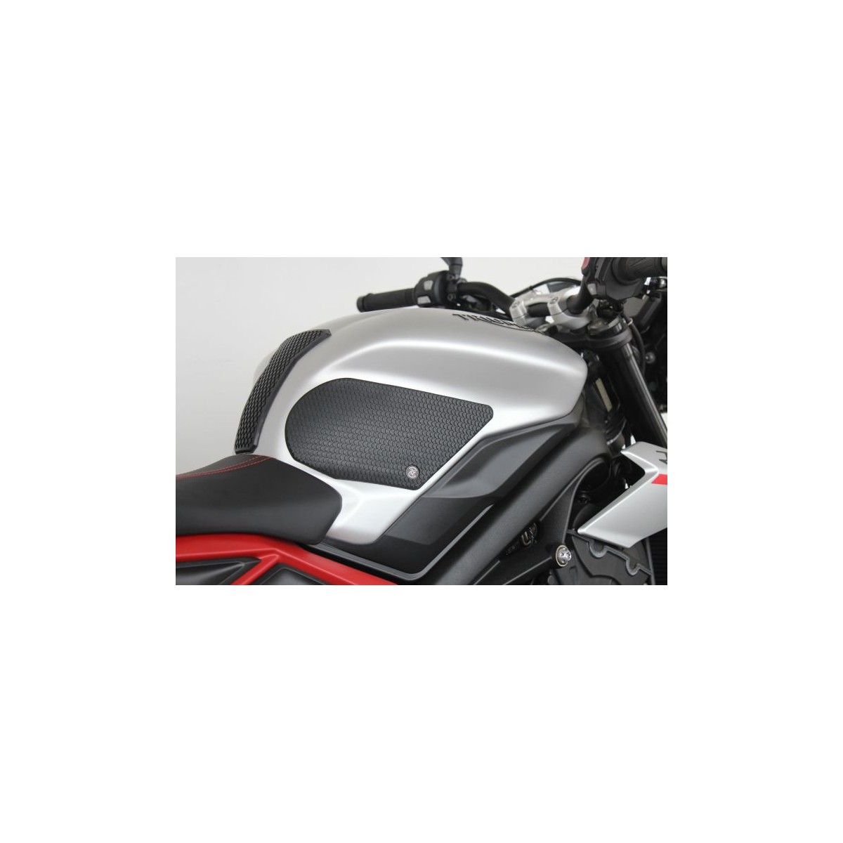 PROTECTOR ADHESIVO TECHSPECT - TRIUMPH DAYTONA 675R 2013-2021/STREET TRIPLE 2013-2021