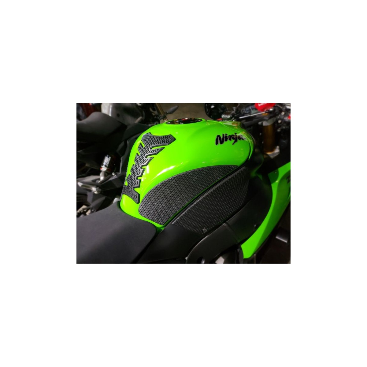 PROTECTOR ADHESIVO TECHSPECT - KAWASAKI ZX10 2016-2021