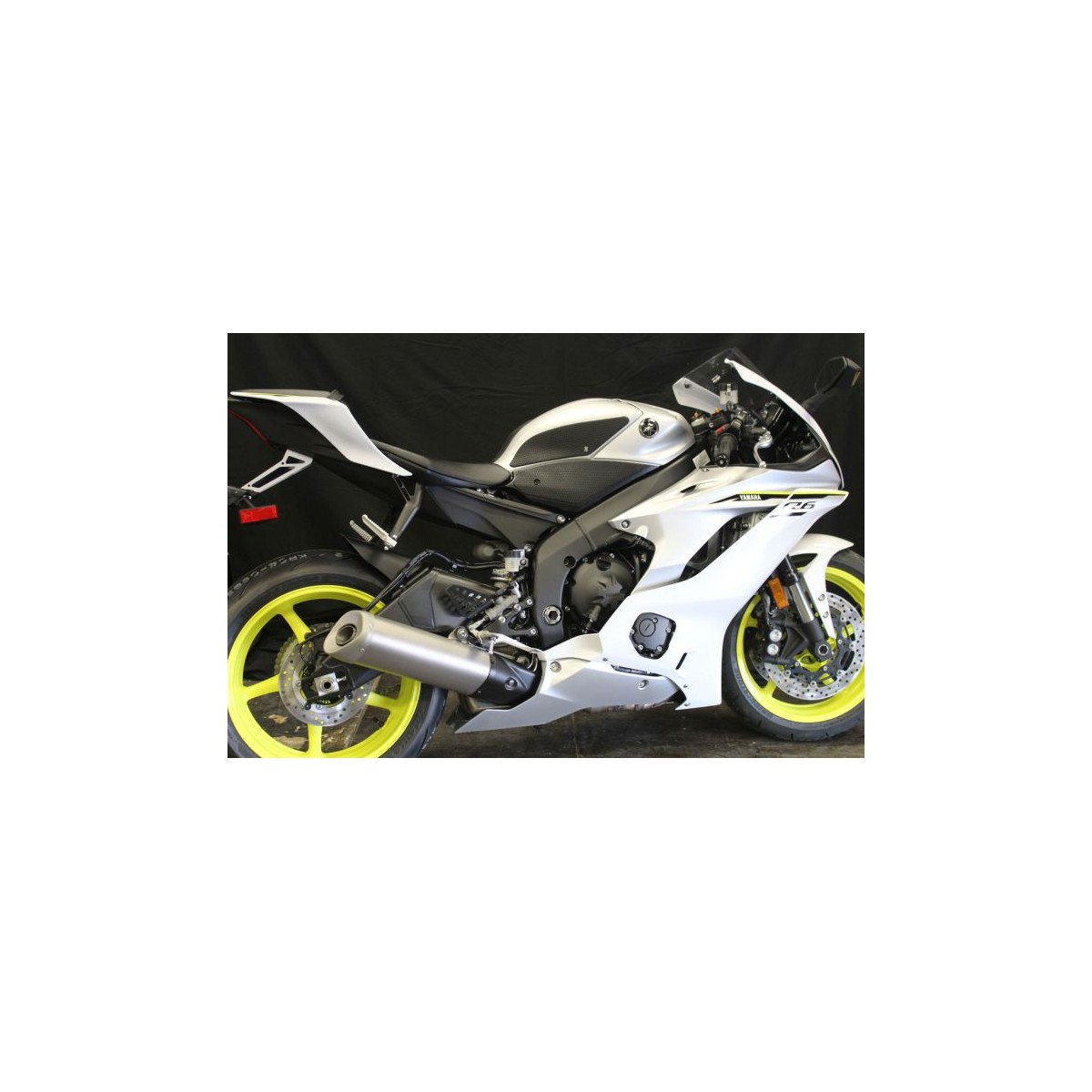 PROTECTOR ADHESIVO TECHSPECT - YAMAHA R6 2017-2021