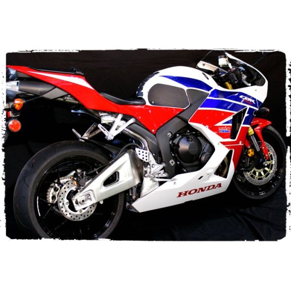 PROTECTOR ADHESIVO TECHSPEC - HONDA CBR600RR 2013-2021