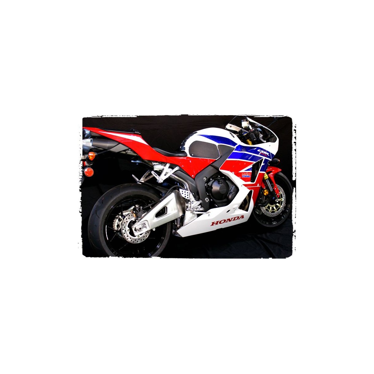 PROTECTOR ADHESIVO TECHSPEC - HONDA CBR600RR 2013-2021